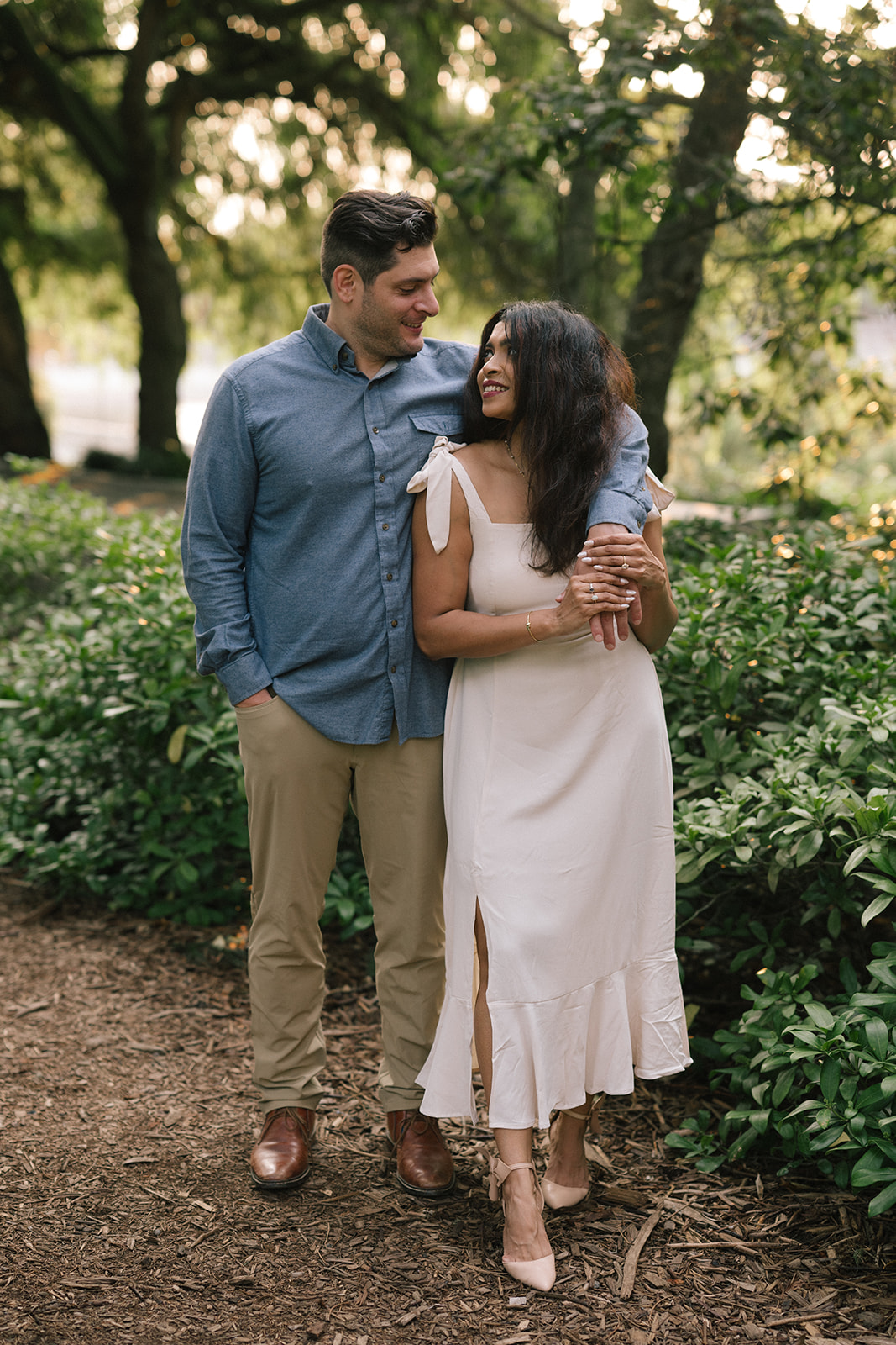 What to wear for a Seattle engagement session