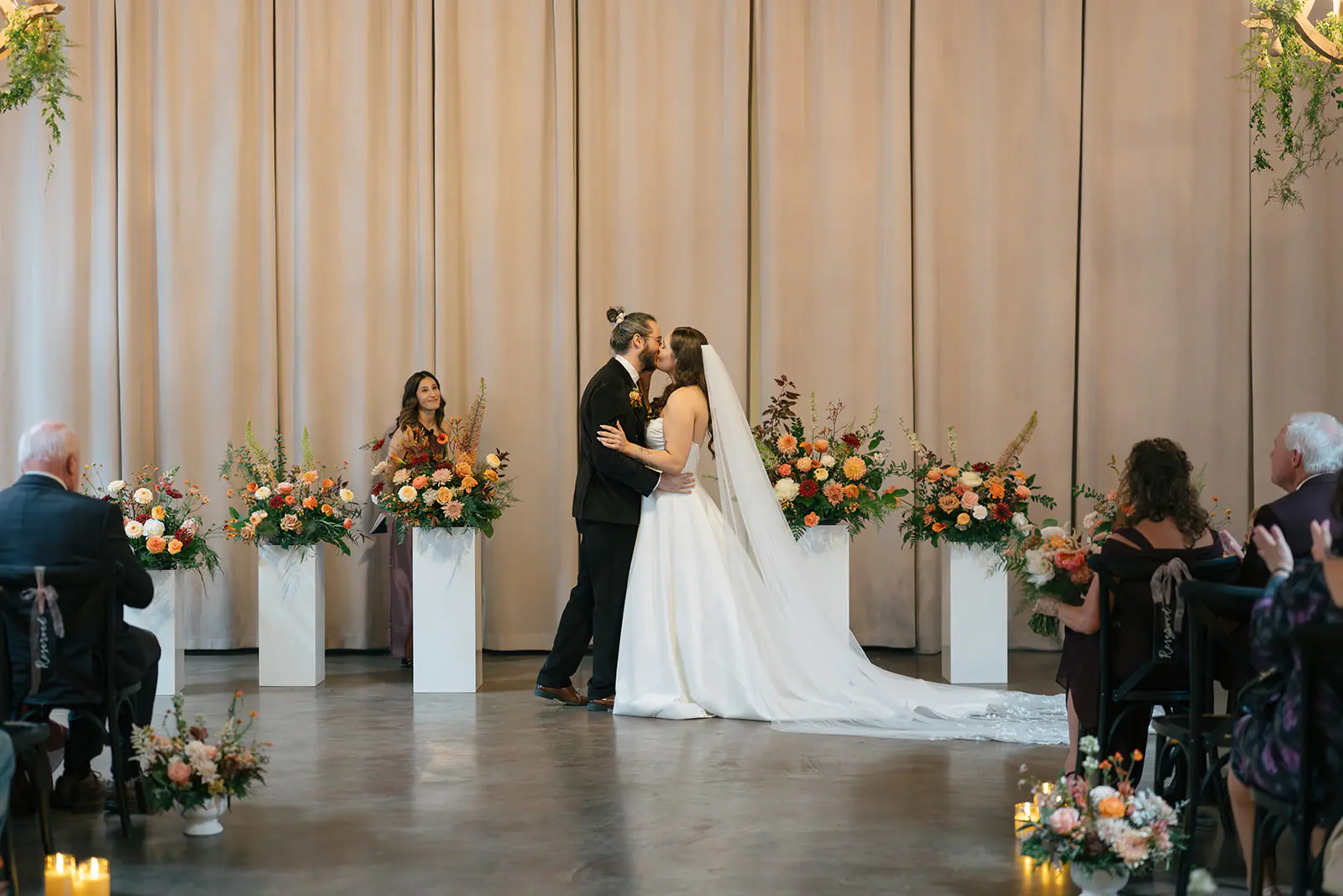 First kiss as newlyweds at Hideaway Cellars