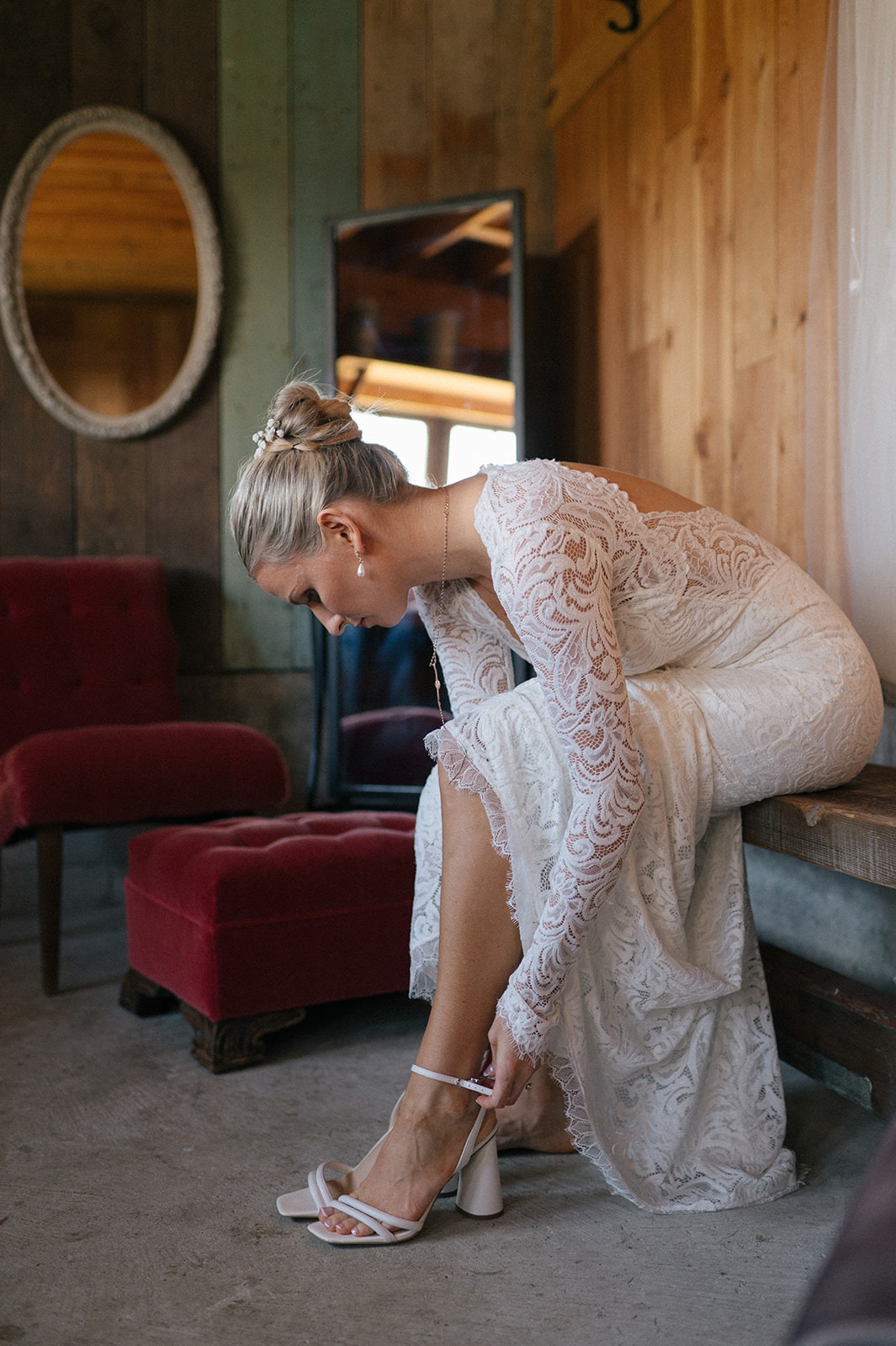 Explore intimate bridal prep moments captured before a wedding at Saltbox Barn. Contact us to plan photography as beautiful as this.